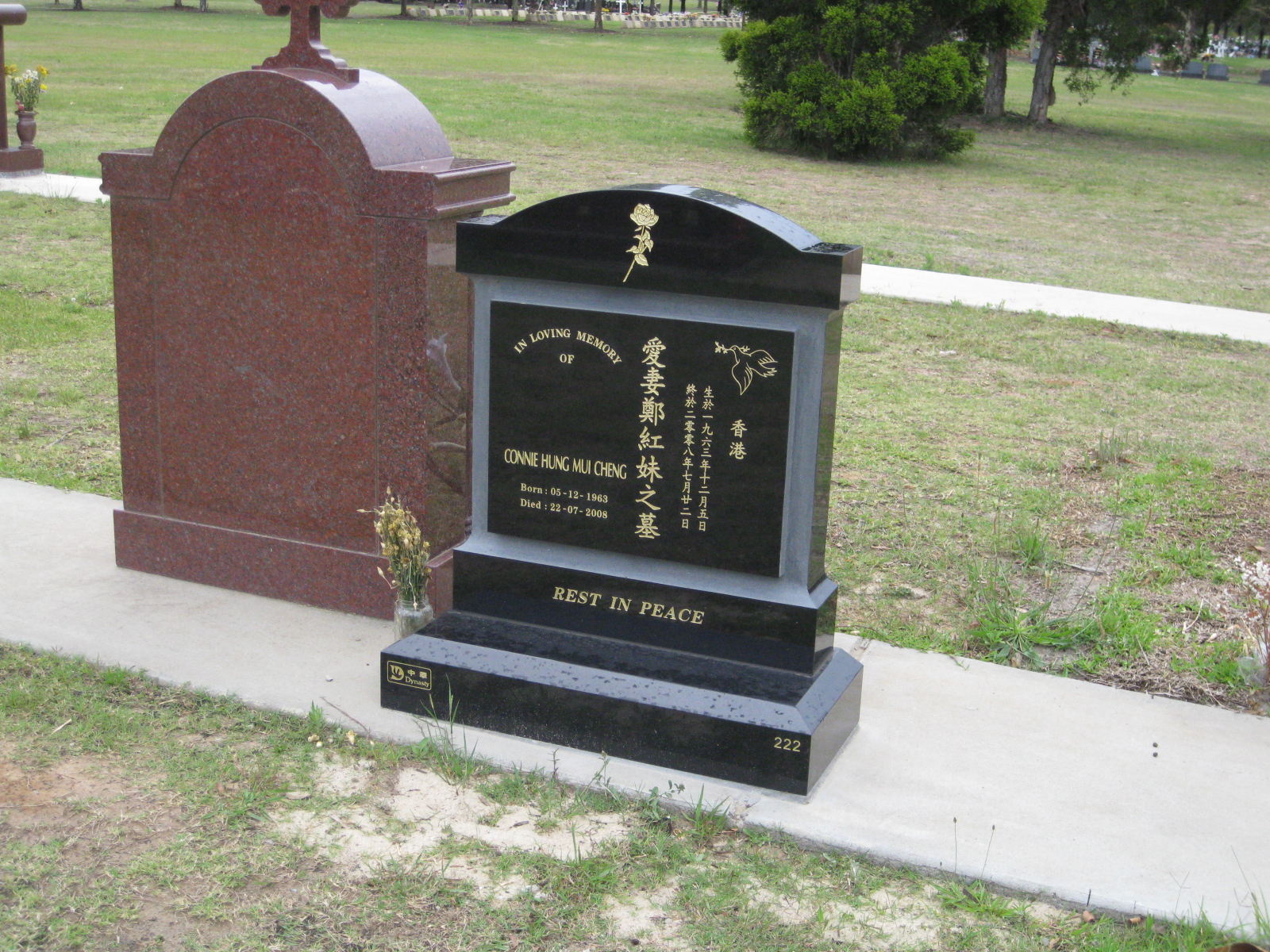 Single headstone (2)
